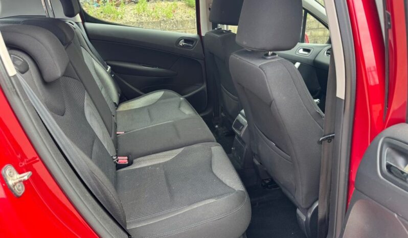 
								Peugeot 308 2013 (13) 1.6 HDi 92 Active 5dr full									