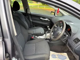 Toyota Auris 2010 1.33 VVTi TR Hatchback 5dr Petrol